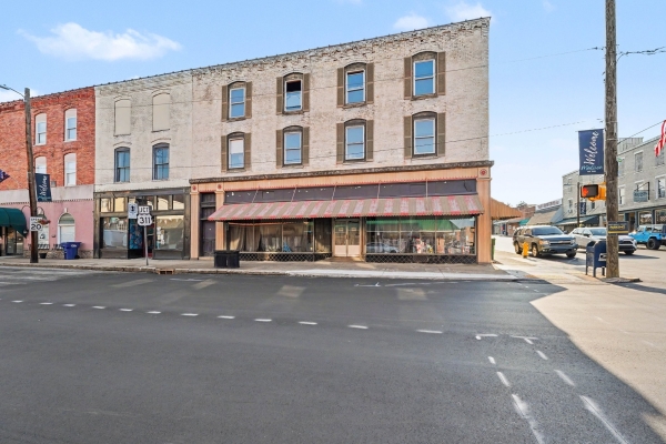 Listing Image #3 - Retail for sale at 101/104 S Market Street, Madison NC 27025