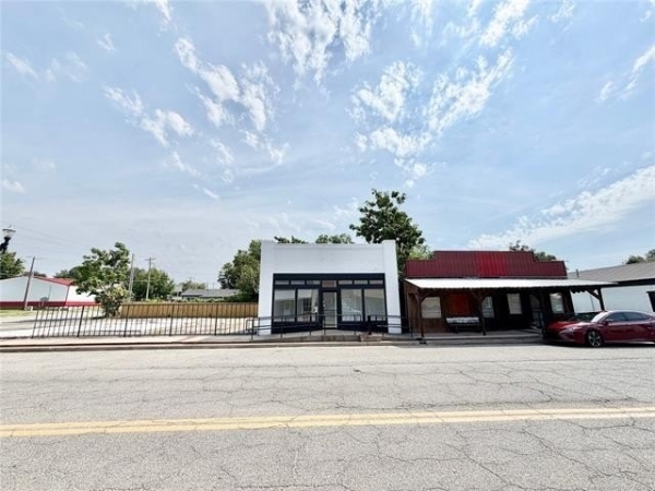 Listing Image #3 - Others for sale at 132 N Lee Street, Fort Gibson OK 74434 Listing Image #3 - Others for sale at 132 N Lee Street, Fort Gibson OK 74434