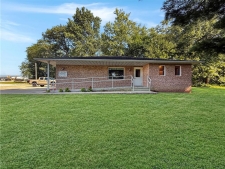 Office property for sale in Casey, IL