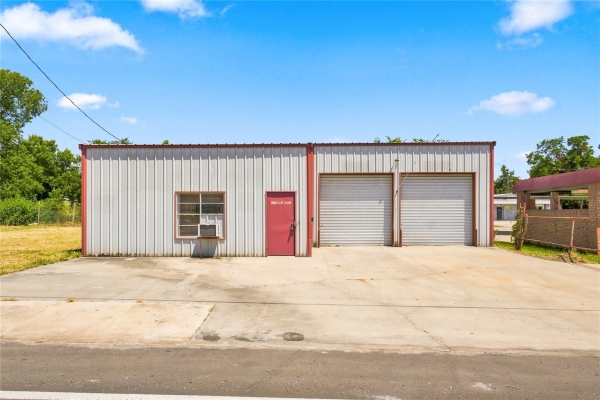 Listing Image #3 - Others for sale at 901 E. Dallas Avenue, Cooper TX 75432 Listing Image #3 - Others for sale at 901 E. Dallas Avenue, Cooper TX 75432