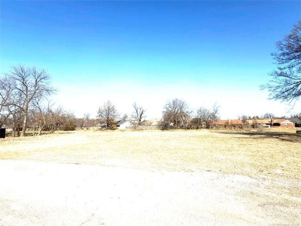Listing Image #2 - Land for sale at 9751 E 31st Street, Tulsa OK 74146