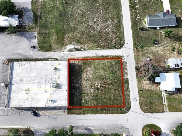 Listing Image #2 - Others for sale at 25 E Park Street, Lake Placid FL 33852 Listing Image #2 - Others for sale at 25 E Park Street, Lake Placid FL 33852