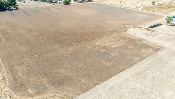 Listing Image #3 - Land for sale at 3045 Emerson Way, Bakersfield CA 93313 Listing Image #3 - Land for sale at 3045 Emerson Way, Bakersfield CA 93313
