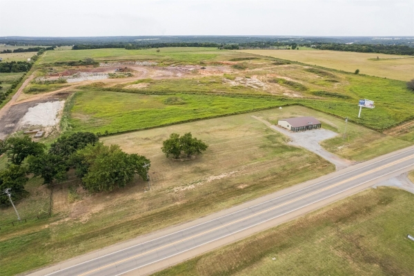 Listing Image #1 - Office for sale at 9211 W Main Street, Ripley OK 74062