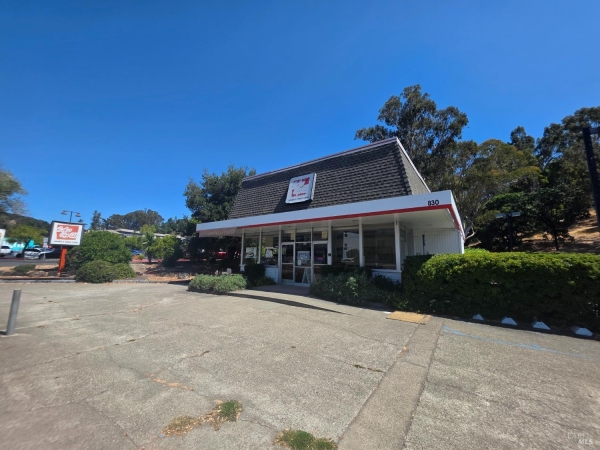 Listing Image #1 - Others for sale at 830 Sir Francis Drake, San Anselmo CA 94960