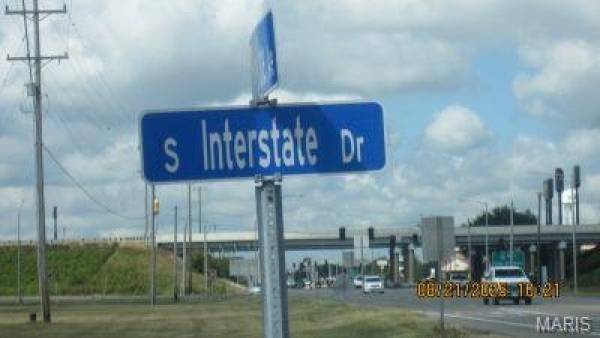 Listing Image #3 - Land for sale at 224 S Interstate Drive, Sikeston MO 63801