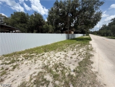 Listing Image #2 - Retail for sale at 2850 Packinghouse Road, Alva FL 33920