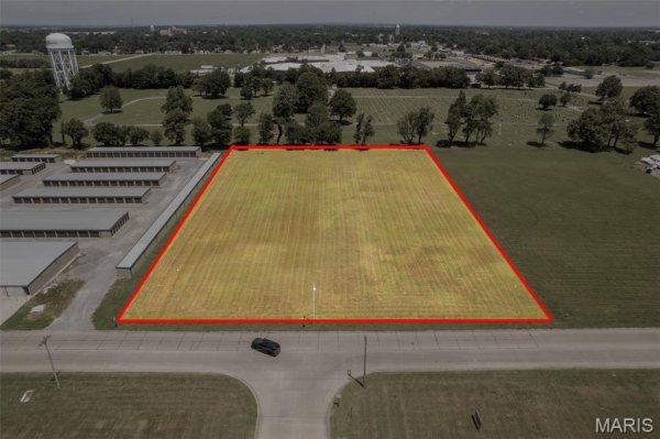 Listing Image #1 - Land for sale at 1168 Stallcup Drive, Sikeston MO 63801 Listing Image #1 - Land for sale at 1168 Stallcup Drive, Sikeston MO 63801