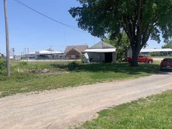 Listing Image #2 - Others for sale at 298 N Huffman Avenue, Portageville MO 63873