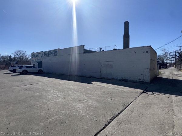Listing Image #3 - Others for sale at 19520 W Grand River Avenue, Detroit MI 48223
