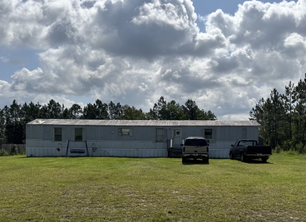 Listing Image #2 - Multi-family for sale at 1940 Danielle Dr, Waycross GA 31503 Listing Image #2 - Multi-family for sale at 1940 Danielle Dr, Waycross GA 31503