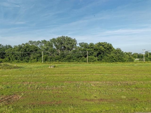 Listing Image #1 - Land for sale at 2 Phillips Street, Skiatook OK 74070 Listing Image #1 - Land for sale at 2 Phillips Street, Skiatook OK 74070