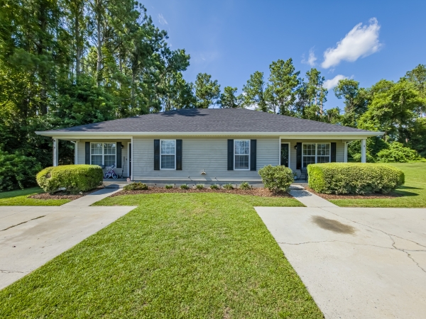 Listing Image #3 - Multi-family for sale at 6006-6010 Susan Cir, Valdosta GA 31605 Listing Image #3 - Multi-family for sale at 6006-6010 Susan Cir, Valdosta GA 31605