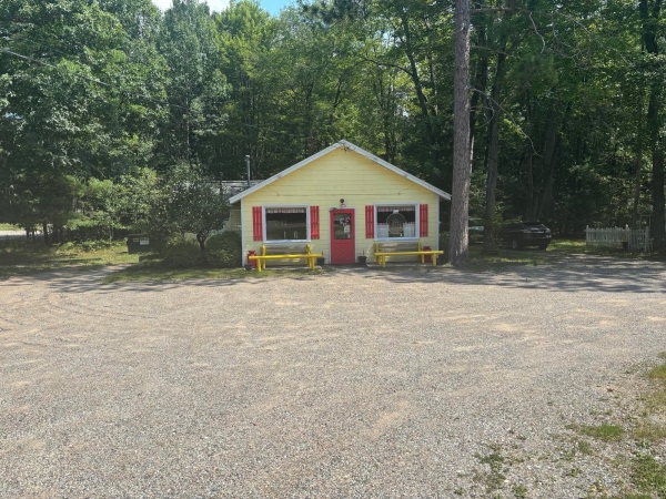 Listing Image #2 - Others for sale at 3556 E Higgins Lake Drive, Roscommon MI 48653