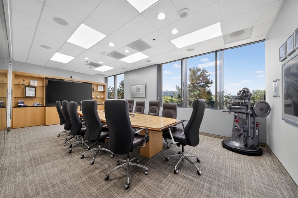 Listing Image #2 - Office for sale at 1535 Faraday Avenue, Carlsbad CA 92008