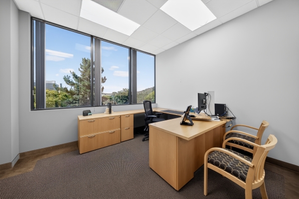 Listing Image #7 - Office for sale at 1535 Faraday Avenue, Carlsbad CA 92008