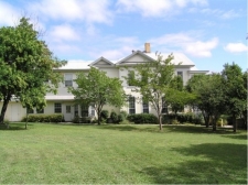 Listing Image #1 - Bed Breakfast for sale at 621 S. Rice Street, Hamilton TX 76531