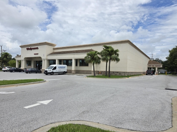 Listing Image #3 - Retail for sale at 3901 S Tamiami trail, Sarasota FL 34232