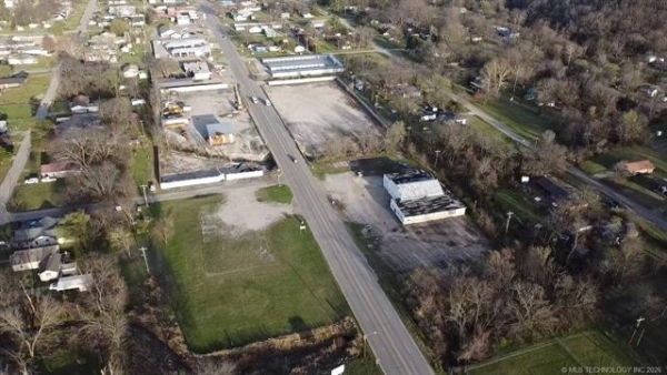 Listing Image #2 - Land for sale at 1500 W Main Street, Henryetta OK 74437 Listing Image #2 - Land for sale at 1500 W Main Street, Henryetta OK 74437