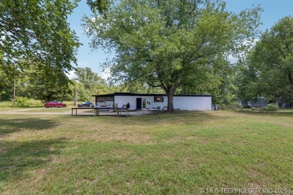 Listing Image #1 - Retail for sale at 19600 S 353rd West Ave, Bristow OK 74010 Listing Image #1 - Retail for sale at 19600 S 353rd West Ave, Bristow OK 74010