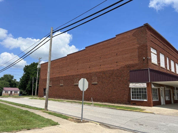 Listing Image #2 - Others for sale at 300 E Broadway Blvd, Johnston City IL 62951