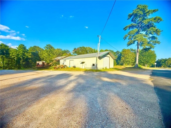 Listing Image #1 - Others for sale at 3320 Old Harrisonburg Road, Jena LA 71342 Listing Image #1 - Others for sale at 3320 Old Harrisonburg Road, Jena LA 71342