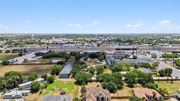 Listing Image #3 - Multi-family for sale at 1210 N Main Street, La Feria TX 78559