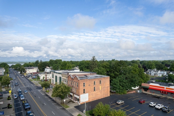 Listing Image #1 - Others for sale at 114-116 W Broadway, Fulton NY 13069