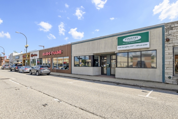 Listing Image #2 - Retail for sale at 5003 W 95th St., Oak Lawn IL 60453