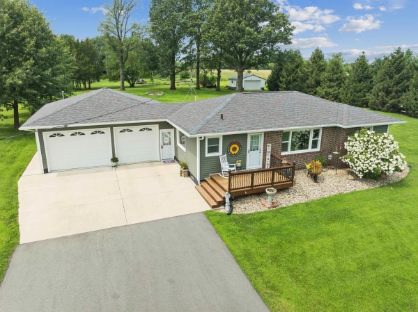 Listing Image #3 - Others for sale at 4043 R Avenue, Oelwein IA 50662 Listing Image #3 - Others for sale at 4043 R Avenue, Oelwein IA 50662