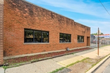 Listing Image #2 - Industrial for sale at 4511 W BELMONT Avenue, Chicago IL 60641