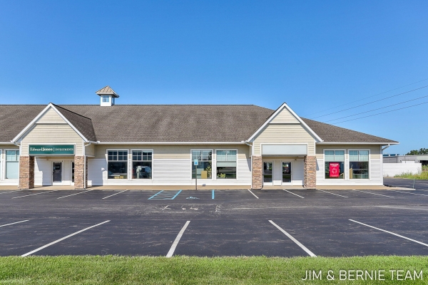 Listing Image #2 - Office for sale at 11595 E Lakewood Boulevard , 7-12, Holland MI 49424 Listing Image #2 - Office for sale at 11595 E Lakewood Boulevard , 7-12, Holland MI 49424