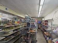 Listing Image #2 - Others for sale at 2959 W Devon Avenue, Chicago IL 60659