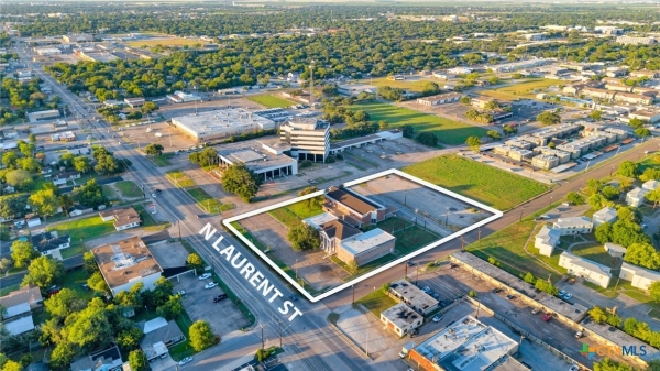 Listing Image #1 - Others for sale at 1804 N Laurent Street, Victoria TX 77901 Listing Image #1 - Others for sale at 1804 N Laurent Street, Victoria TX 77901