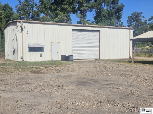 Listing Image #1 - Industrial for sale at 3737 WHITES FERRY ROAD, West Monroe LA 71291 Listing Image #1 - Industrial for sale at 3737 WHITES FERRY ROAD, West Monroe LA 71291