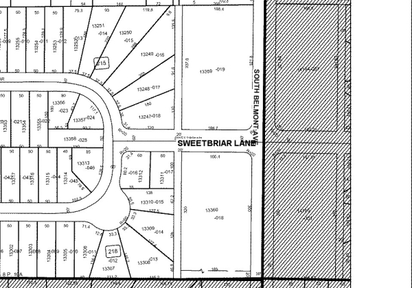 Listing Image #2 - Multi-family for sale at 1917-2011 Sweetbriar Ln, springfield OH 45505