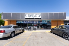 Retail for sale in Watertown, SD