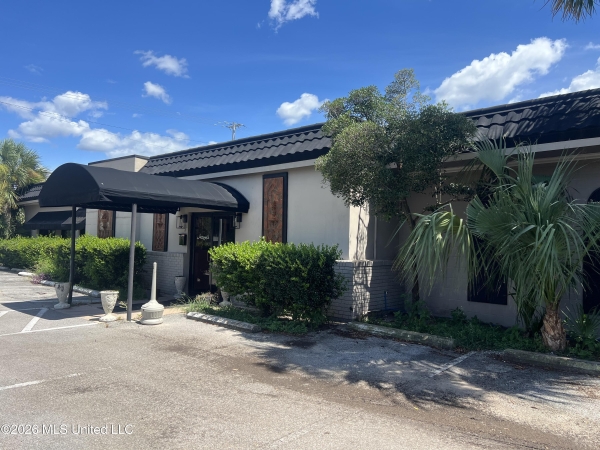 Listing Image #1 - Retail for sale at 195 N Porter Avenue, Biloxi MS 39530