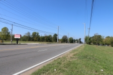 Listing Image #2 - Others for sale at 539 Dover Rd, Clarksville TN 37042
