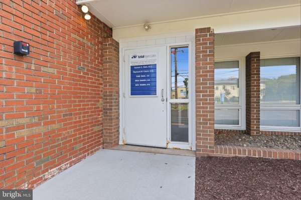 Listing Image #3 - Office for sale at 1568 Woodbourne Road , 1, Levittown PA 19057