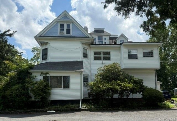 Listing Image #3 - Multi-family for sale at 26 Crest Rd, Newburgh NY 12550 Listing Image #3 - Multi-family for sale at 26 Crest Rd, Newburgh NY 12550
