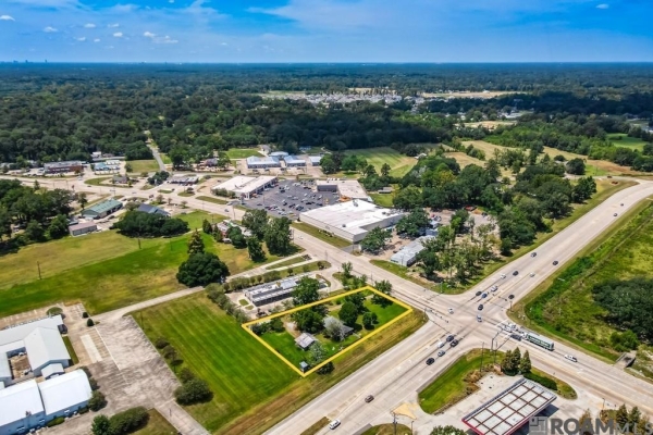 Listing Image #2 - Others for sale at 14690 14690 Greenwell Springs Rd, Greenwell Springs LA 70739 Listing Image #2 - Others for sale at 14690 14690 Greenwell Springs Rd, Greenwell Springs LA 70739