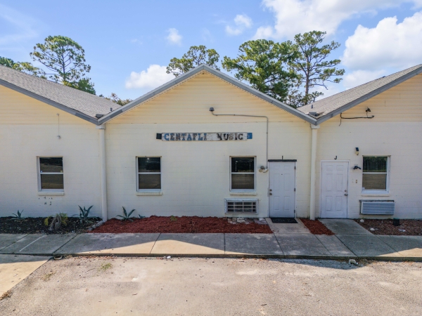 Listing Image #1 - Others for sale at 555 8th St. I, Holly Hill FL 32117 Listing Image #1 - Others for sale at 555 8th St. I, Holly Hill FL 32117