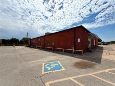 Listing Image #2 - Office for sale at 301 S 2nd Street, Chickasha OK 73018