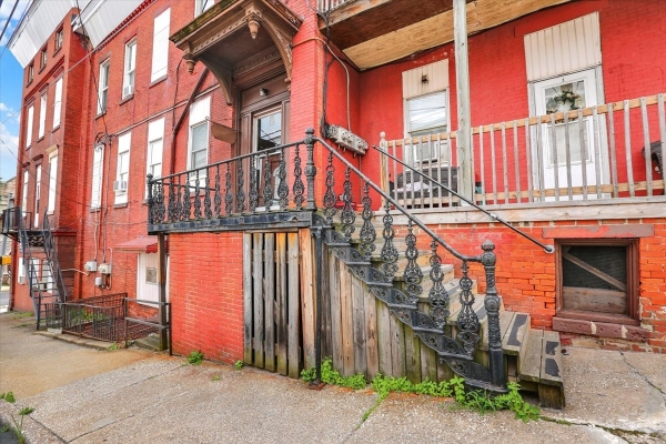 Listing Image #3 - Multi-family for sale at 255 Sunbury St, Minersville PA 17954 Listing Image #3 - Multi-family for sale at 255 Sunbury St, Minersville PA 17954
