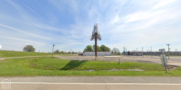Listing Image #1 - Land for sale at 104 S Porter Drive, Blytheville AR 72315 Listing Image #1 - Land for sale at 104 S Porter Drive, Blytheville AR 72315