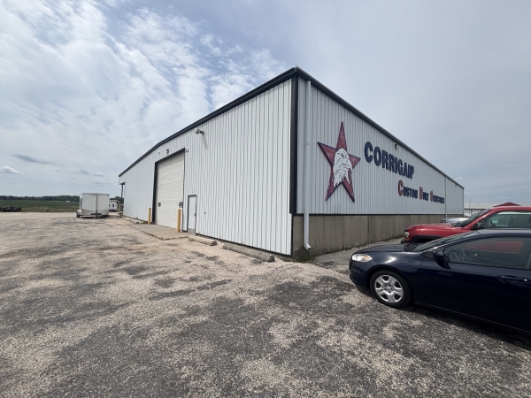 Listing Image #3 - Industrial for sale at 4424 Dickinson Rd, De Pere WI 54115
