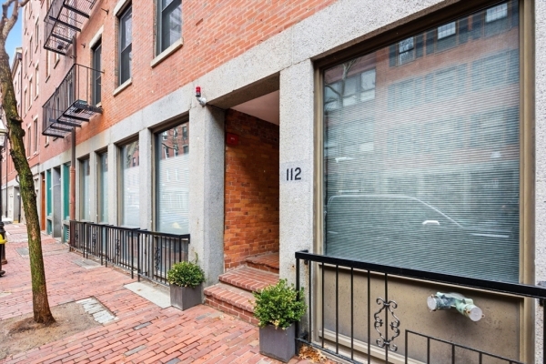 Listing Image #2 - Others for sale at 112 Fulton Street , #1C, Boston MA 02109 Listing Image #2 - Others for sale at 112 Fulton Street , #1C, Boston MA 02109
