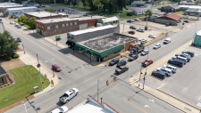 Retail property for sale in Lawrenceburg, TN