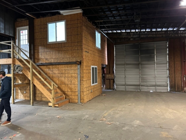 Listing Image #2 - Industrial for sale at 3002 Arizona Ave, Norfolk VA 23513